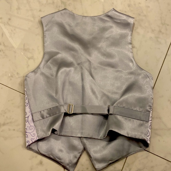 3 boys wedding vest/cravat sets - Picture 3 of 6